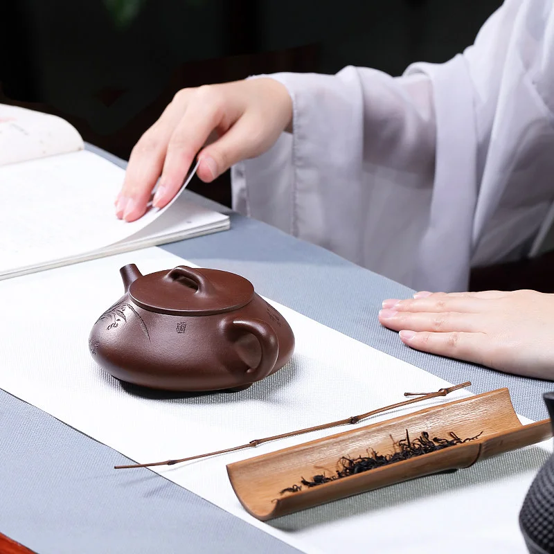 正宗宜兴紫砂壶纯手工刻绘泡茶壶原矿紫泥家用功夫茶具套装石瓢壶 - 4
